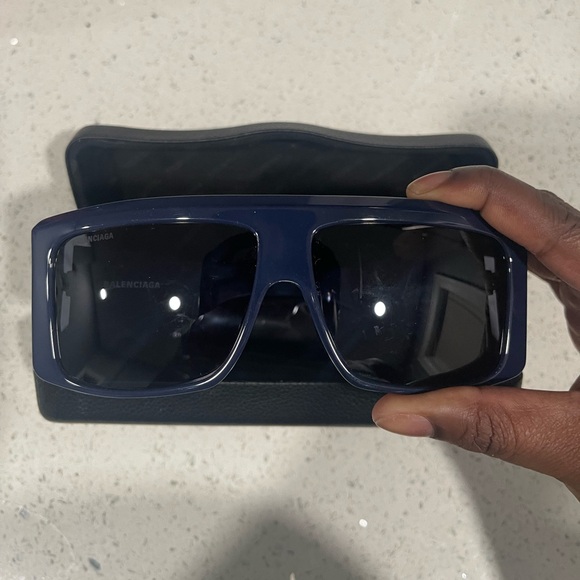 Balenciaga Oversized Rectangular Sunglasses - Picture 1 of 9